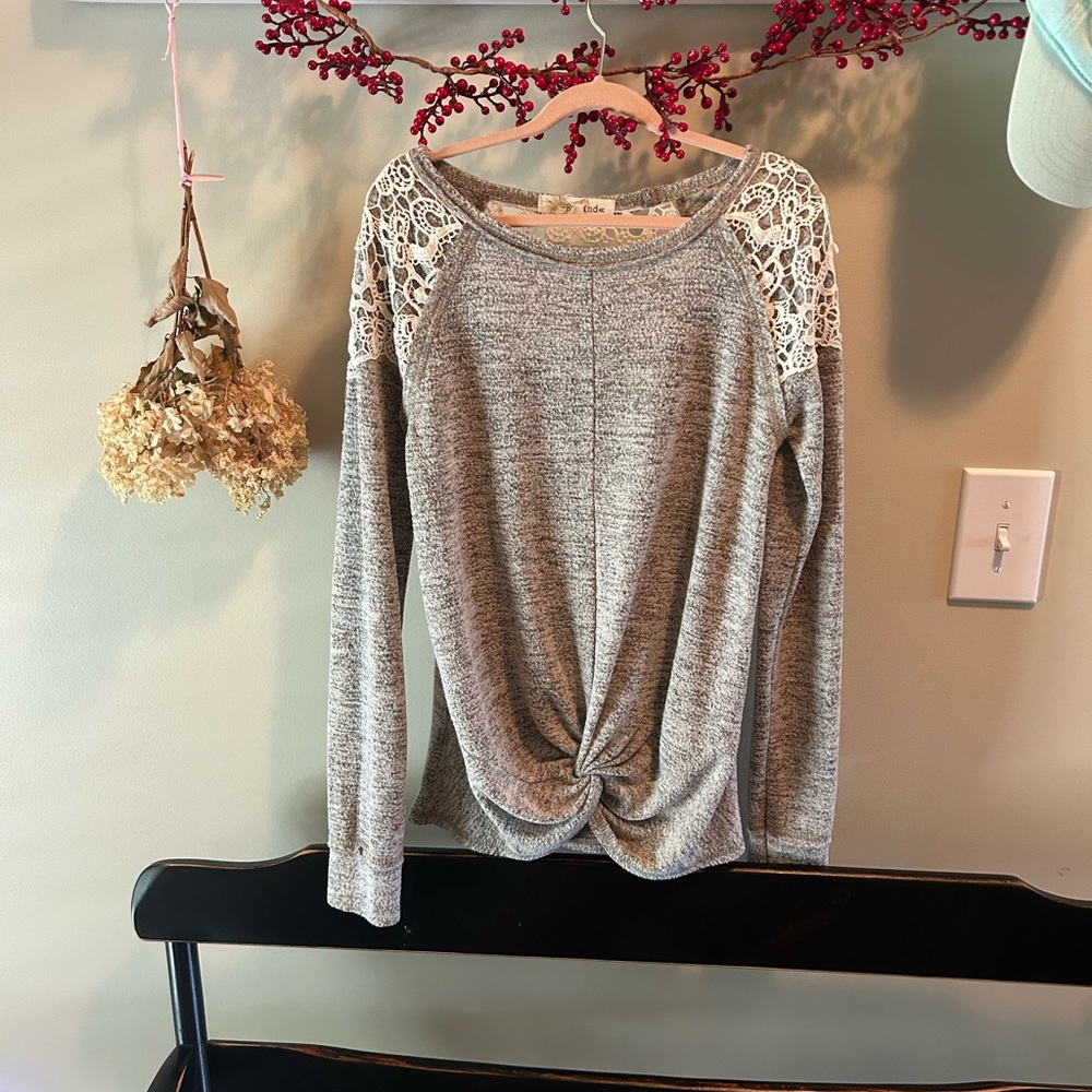 Rewind fleece top
